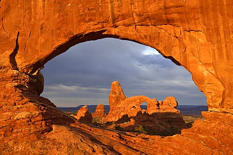 Early morning mood at Turret Arch seen through North Window, Windows Section, Arches National Park, Moab, Utah, United States of America, USA