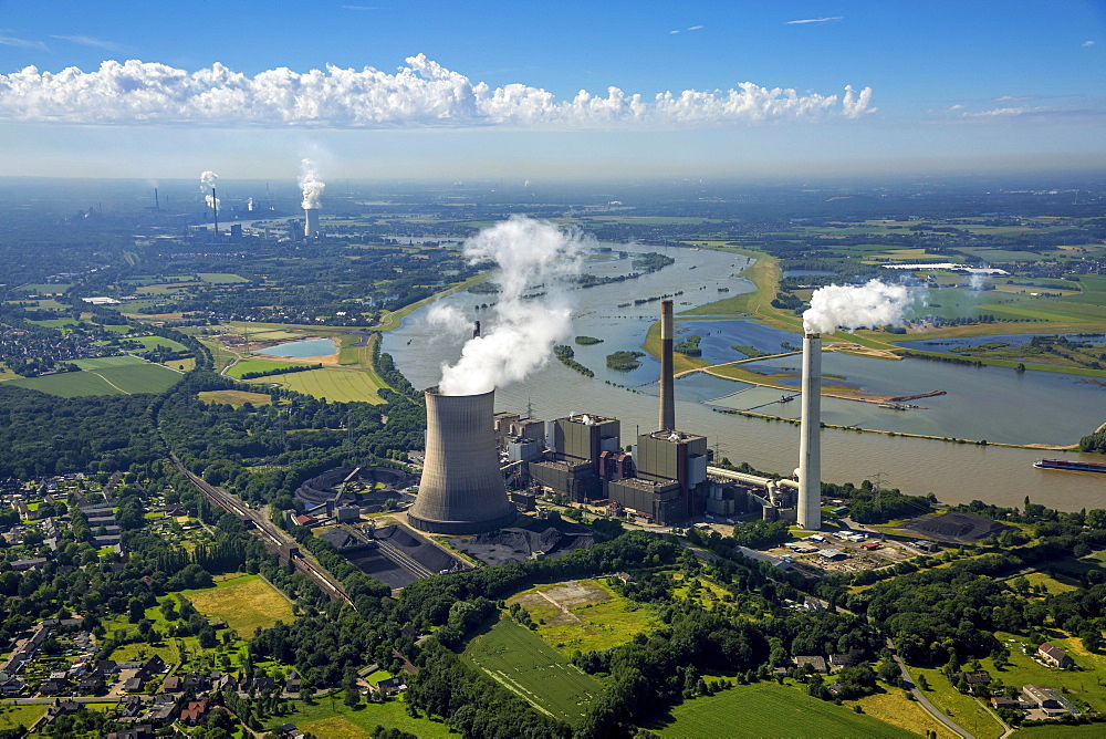 Aerial view of Voerde am Rhein coal power plant, STEAG, fossil energy, Voerde, Ruhr, Lower Rhine, North Rhine-Westphalia, Germany, Europe