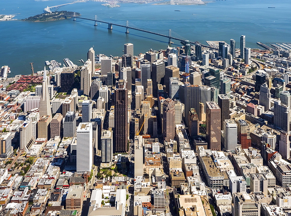 Aerial view, Transamerica Pyramid, View of the South of Market district SoMa, Financial District, Downtown, San Francisco, San Francisco Bay Area, California, USA, North America