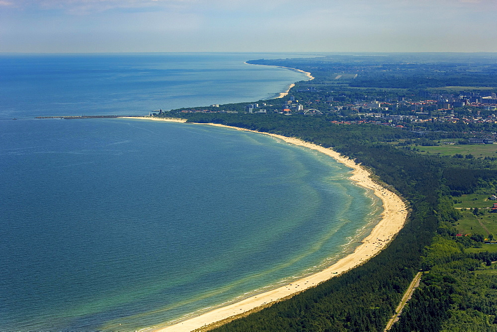 Baltic beach, at back Ko?obrzeg, Kolberg, Baltic coast, province, Western Pomerania Province, Poland, Europe