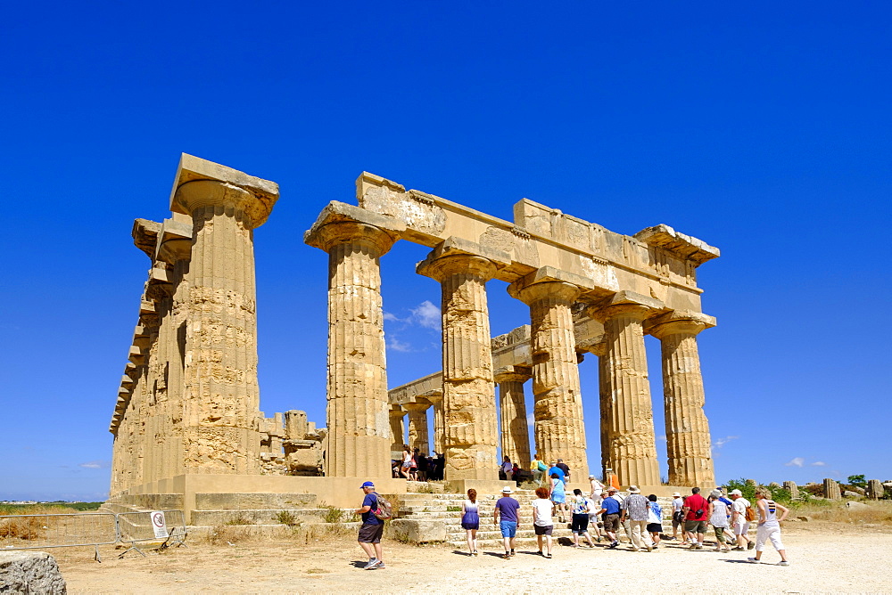 Temple ruin, Temple E, Hera Temple, archaeological site, Selinunt, Province of Trapani, Sicily, Italy, Europe