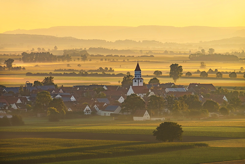 Birkhausen at Wallerstein in the morning light, sunrise, Nördlinger Ries, Swabia, Bavaria, Germany, Europe