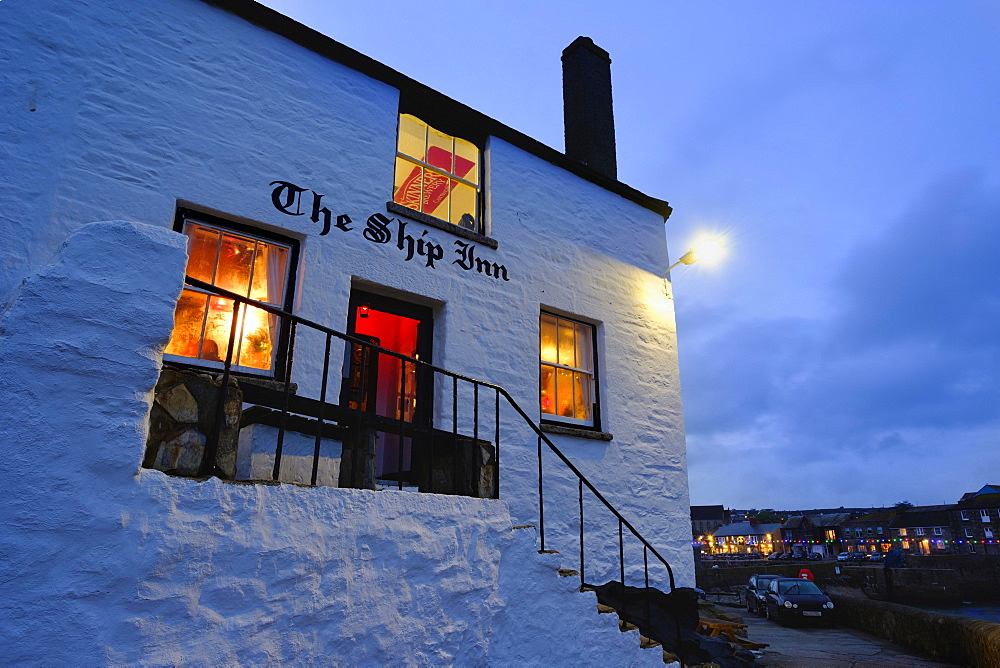 Pub at dusk, The Ship Inn, Porthleven, Cornwall, England, United Kingdom, Europe