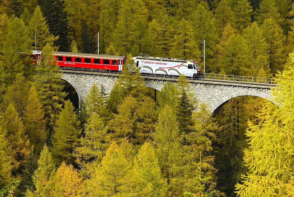 Rhaetian Railway, Albula Viaduct II, Bergün, Graubünden Canton, Switzerland, Europe