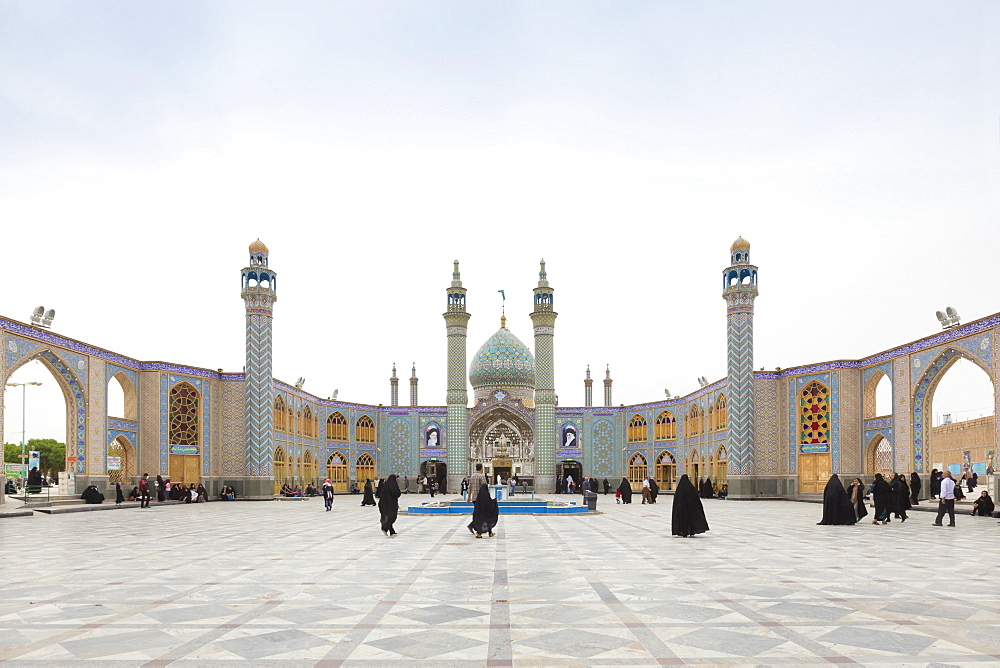 Courtyard of holy shrine of Imamzadeh Helal Ali in Aran va Bidgol, near Kashan, Iran, Asia