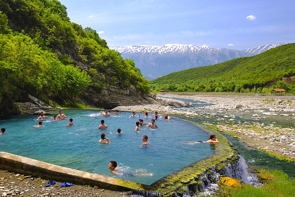 Thermal springs of Benjë, River Lengarica, Lengaricë, near Përmet, National Park Hotova-Dangell, behind the Nemërçka Mountains, Qar Gjirokastra, Gjirokastër, Albania, Europe