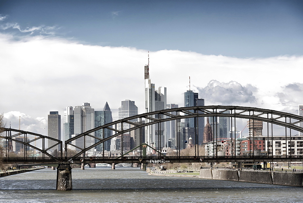 Skyline with the Deutschherrnbrücke bridge, Frankfurt am Main, Hesse, Germany, Europe