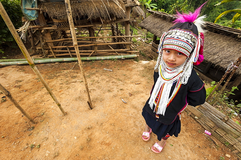 Traditionally dressed girl from the Akha people, hill tribe, ethnic minority, Chiang Rai Province, Northern Thailand, Thailand, Asia