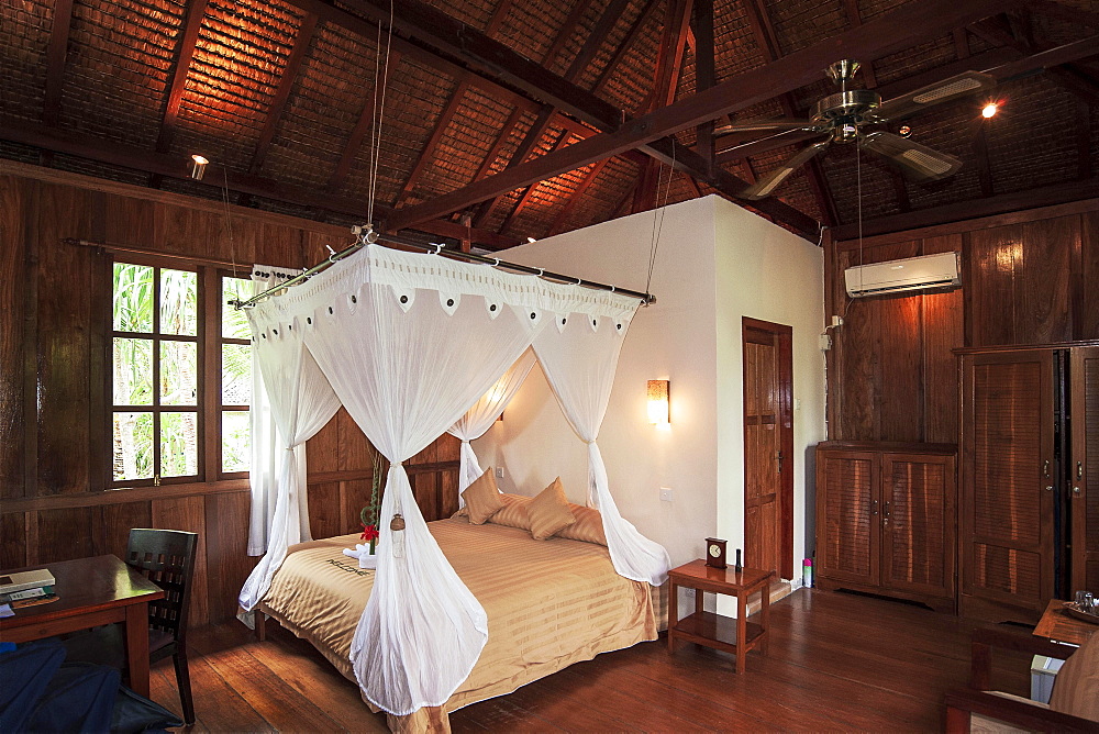 Palm Bungalow, Wakatobi Dive Resort, Sulawesi, Indonesia, Asia