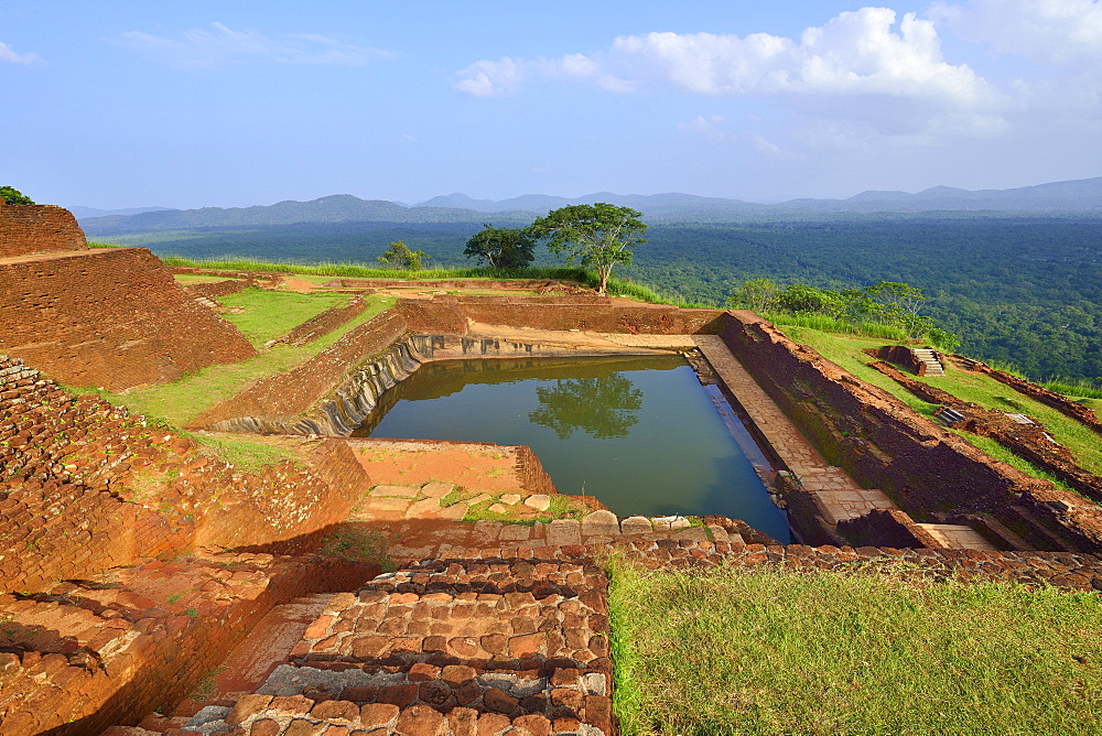 Cistern in the ruins of the fortress on the Lion Rock, Sigiriya, UNESCO World Heritage Site, Sigiriya, Central Province, Sri Lanka, Asia