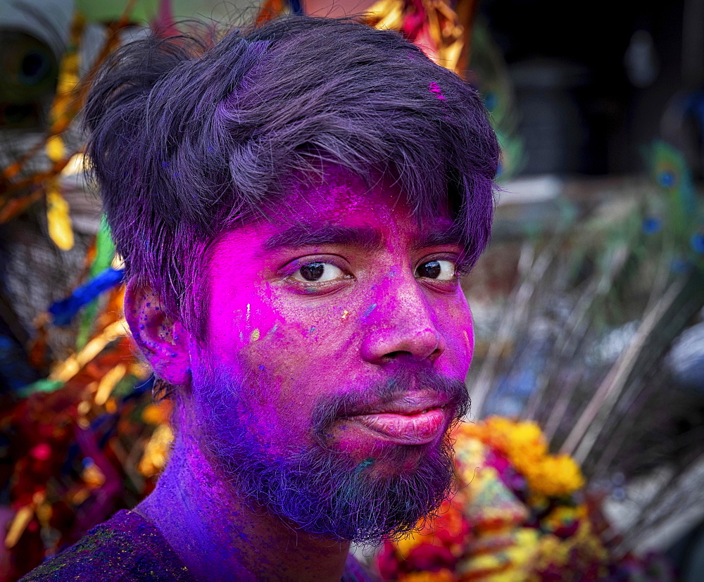 Man celebrates at Holi Festival, portrait, Old Delhi, Delhi, India, Asia