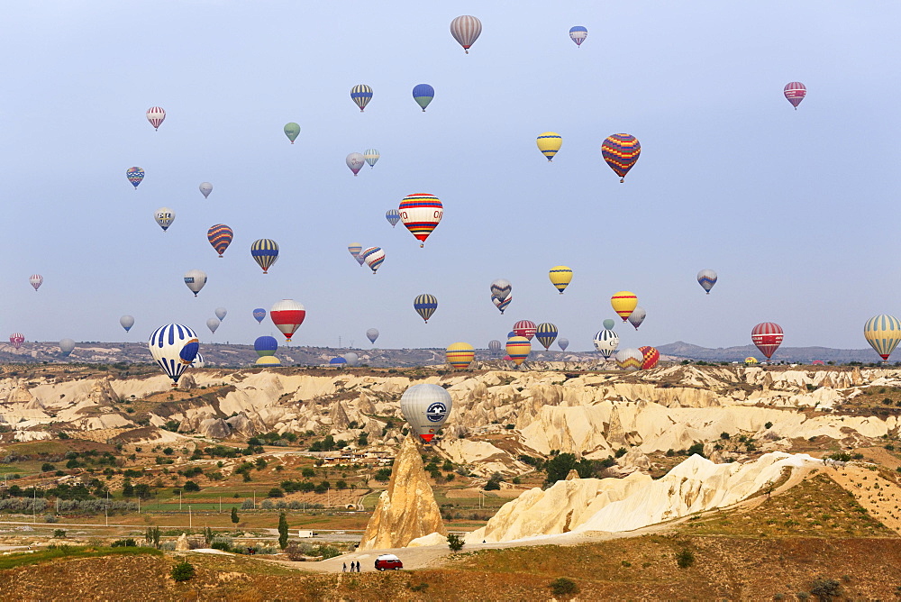 Hot air balloons, Goreme National Park, Cappadocia, Central Anatolia Region, Anatolia, Turkey, Asia