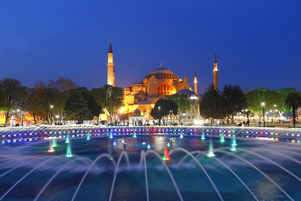 Hagia Sophia, Ayasofya, Sultanahmet Park, fountain in Sultanahmet, Istanbul, European side, Turkey, Asia