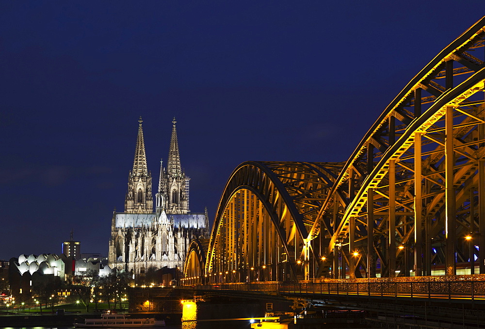 Hohenzollern Bridge with Cologne Cathedral at dusk, Cologne, North Rhine-Westphalia, Germany, Europe