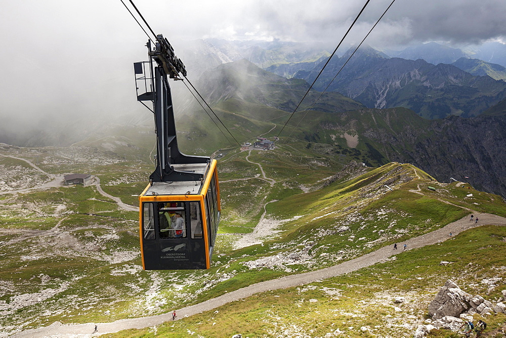 Cable car, Nebelhornbahn cabin, Hofatsblick and Edmund Probst Haus stations in the back, Allgau Alps, Oberstdorf, Oberrallgau, Allgau, Bavaria, Germany, Europe