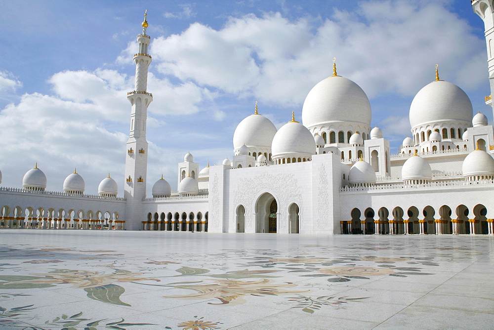 Sheikh Zayed Mosque, Abu Dhabi, Emirate of Abu Dhabi, United Arab Emirates, Asia