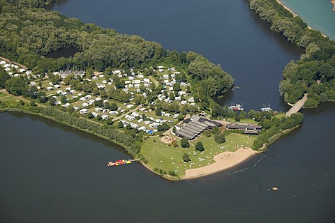 Aerial view, Porta Westfalica, Grosser Weserbogen river loop, Weser river, Minden-Luebbecke, Ostwestfalen-Lippe, eastern Westphalia, North Rhine-Westphalia, Germany, Europe