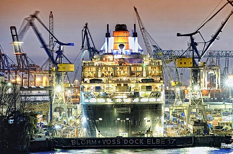 Cruise liner Queen Mary 2 in the dry docks of Blohm & Voss shipyards, Hamburg, Germany, Europe