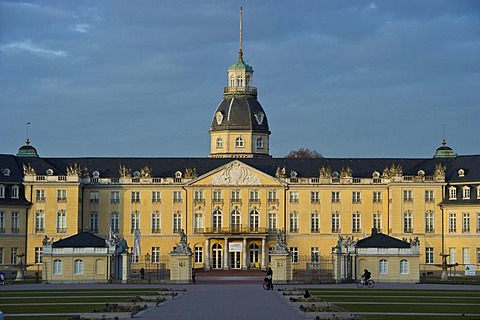 Karlsruhe Palace, Karlsruhe, Baden-Wuerttemberg, Germany, Europe