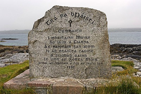 Stone with Gaelic inscription, Coral Bay, Connemara, County Galway, Ireland, Europe