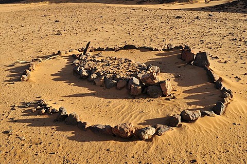 Historic tomb, Adrar Tekemberet, Immidir, Algeria, Sahara, North Africa