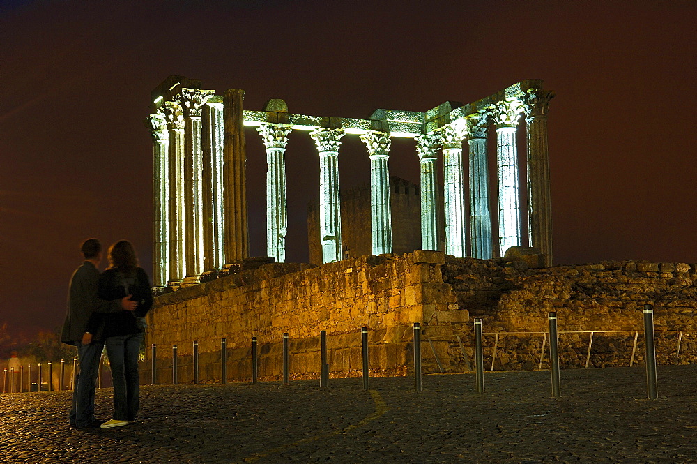 Ruins of Roman temple of Diana at dusk, Evora, UNESCO World Heritage Site, Alentejo, Portugal, Europe