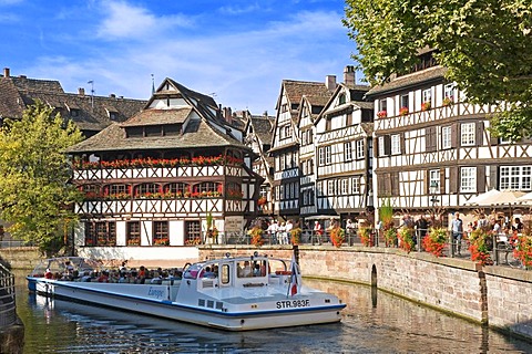 Maison de Tanneurs restaurant, Petite France, Strasbourg, Alsace, France, Europe