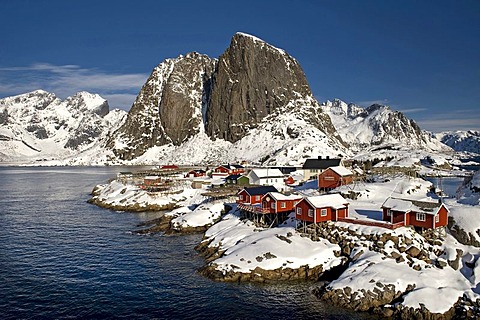 Rorbuer, traditional wooden houses, Reine, Lofoten Island of Moskenesoya, Lofoten Islands, North Norway, Norway, Europe