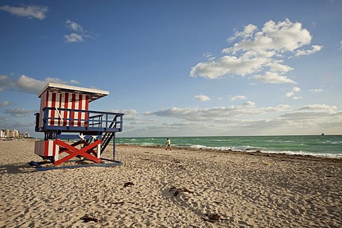 Lifeguard hut in US national colours, South Beach, Miami, Florida, USA