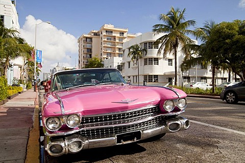 Pink Cadillac in the Art Deco district of South Beach, Miami, Florida, USA