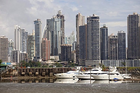 Yacht harbour and the skyline of Panama City, Panama, Central America