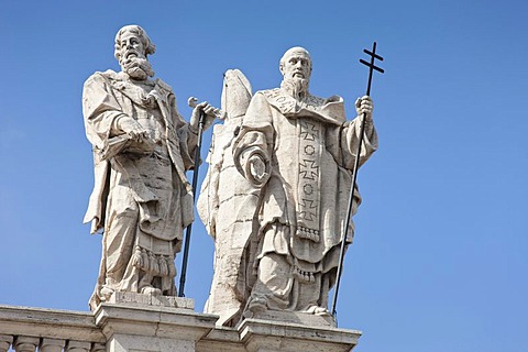 Figures of the apostles on the facade of the Basilica San Giovanni in Laterano, Rome, Italy, Europe