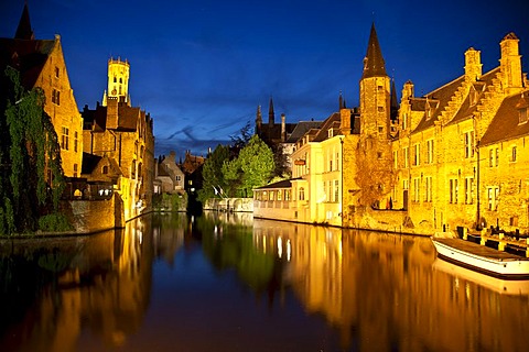 Rozenhoedkaai, Quay of the rosary with Belfort tower, Bruges, Brugge, UNESCO World Heritage Site, Flanders, Belgium, Europe