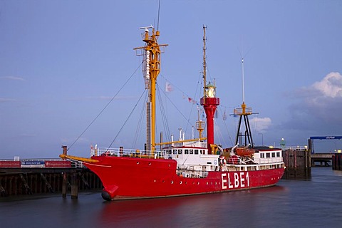 Elbe 1 lightship in the evening light, Cuxhaven, a spa town on the North Sea, Lower Saxony, Germany, Europe, PublicGround