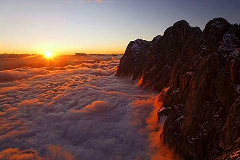 Sunset, High Dachstein mountain, view from the cableway station on Hunerkogel mountain, Dachstein Mountains, Ramsau, Styria, Austria, Europe