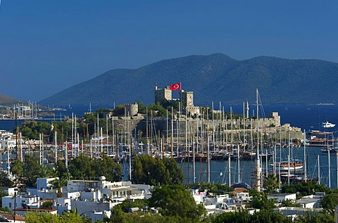 View of the historic town, harbour and St Peter's castle in Bodrum, Turkish Aegean Coast, Turkey