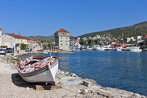 Fishing village of Marina with bay and marina, central Dalmatia, Dalmatia, Adriatic coast, Croatia, Europe, PublicGround