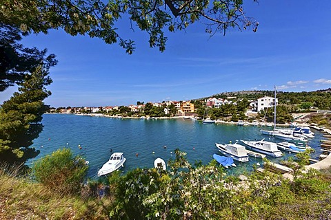 Small fishing harbour near the village of Zaboric, central Dalmatia, Dalmatia, Adriatic coast, Croatia, Europe, PublicGround