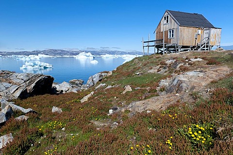 Inuit house, Inuit settlement Tiniteqilaaq, Sermilik Fjord, East Greenland