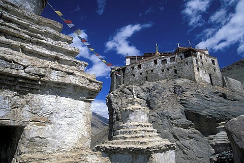 Chorten, Bardan monastery, a Gelugpa monastery, near Padum, Zanskar, Ladakh, Indian Himalayas, Jammu and Kashmir, northern India, India, Asia