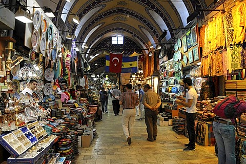 Interior view, covered part of the Grand Bazaar, Kapali Carsi, old town, Istanbul, Turkey, Europe