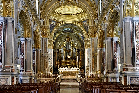 Nave with the altar of the Basilica Cathedral of the Benedictine abbey of Montecassino, Monte Cassino, Cassino, Lazio, Italy, Europe