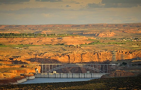 View from Wahweap View Overlook at Glen Canyon Dam in the evening light, behind Glen Canyon Bridge with Highway 89, Page, Glen Canyon National Recreation Area, Arizona, United States of America, PublicGround