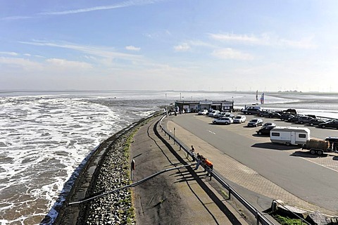 View towards the North Sea, Eider River, Eidersperrwerk, Eider Barrage, construction began in 1967, near Toenning, Schleswig-Holstein, Germany, Europe