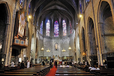 Interior, Santa Maria del Pi, Placa del Pi, Placa de Sant Josep Oriol, Gothic Quarter, Barri Gotic, Barcelona, Catalonia, Spain, Europe, PublicGround