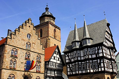 Medieval architectural ensemble on the marketplace of Alsfeld, from left to right, Wine House, Walpurgis Church tower, the oldest half-timbered house of the city, Markt 2, and the historic Town Hall, Alsfeld, Hesse, Germany, Europe