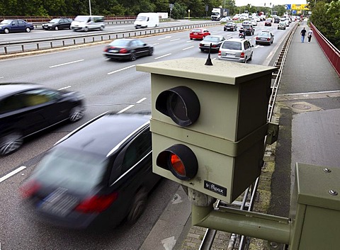 Radar controlled speed monitoring with a speed camera, on the federal road B223, Konrad-Adenauer-Allee, in a 60 kilometers per hour speed-limit zone, Oberhausen, North Rhine-Westphalia, Germany, Europe