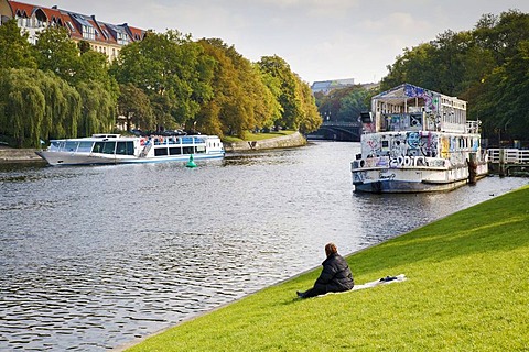 Urbanhafen urban harbour with tourist boat and Theaterschiff Tau, Landwehrkanal canal, Kreuzberg Berlin, Germany, Europa