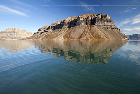 Mt Skansen in Skansbukta, Billefjorden, Isfjorden, Svalbard, Spitsbergen, Norway, Scandinavia, Europe