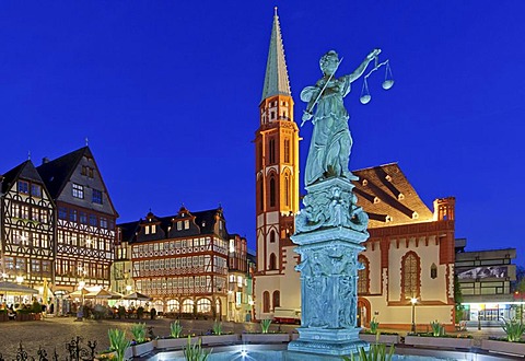 Roemerberg square with the Fountain of Justice or Justitia Fountain with a bronze statue of Justitia in front of St. Nicholas Church, Roemer, Frankfurt am Main, Hesse, Germany, Europe, PublicGround